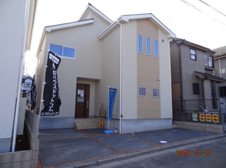 【外観】 | オーナーチェンジ　さいたま市緑区松木1丁目　敷地37坪・建物31坪の駐車2台の中古住宅 | 外観もきれいです