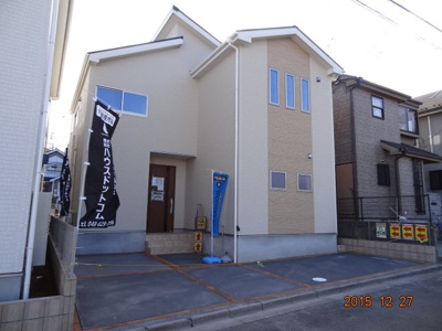 【外観】 | オーナーチェンジ　さいたま市緑区松木1丁目　敷地37坪・建物31坪の駐車2台の中古住宅 | 外観もきれいです