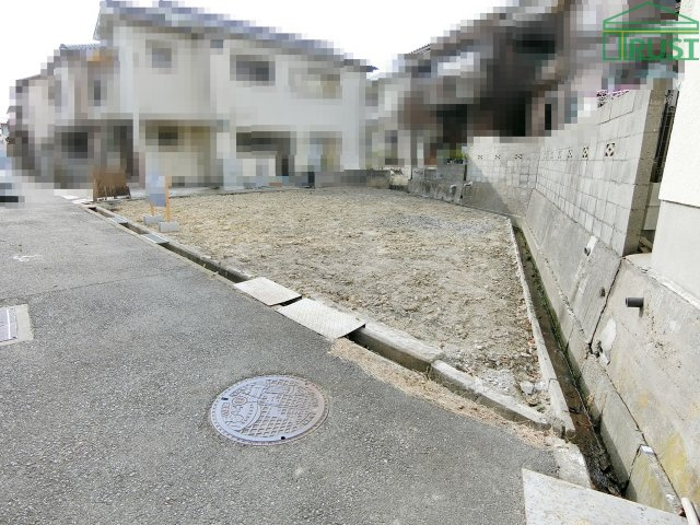 明石市大久保町西嶋 売土地の前面道路含む現地写真