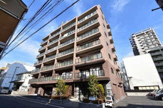 【外観】 | 京急本線「六郷土手」駅徒歩7分と好立地。