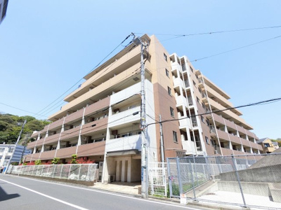 【外観】 | グランディオーレ井土ヶ谷 | 京浜急行線「井土ヶ谷」駅徒歩3分の好立地！横浜市営地下鉄ブルーライン「蒔田」駅徒歩13分の2路線2駅利用可能！
