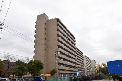 【外観】 | 横浜マリンハイツ2号館 | JR根岸線「桜木町」駅バス15分「本牧ふ頭入り口」停歩1分。