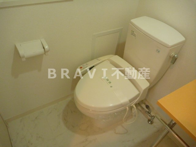 セイワパレス大阪城北　BRAVI不動産のトイレ|【セイワパレス大阪城北】コンパクトで使いやすいトイレです