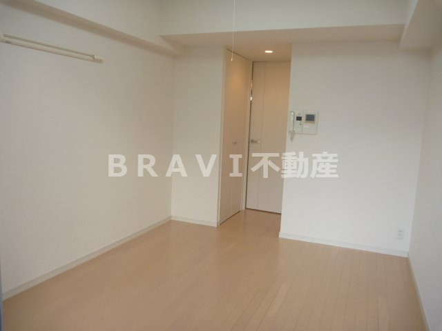 セイワパレス大阪城北　BRAVI不動産の居間・リビング|【セイワパレス大阪城北】居間です