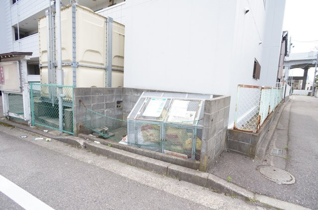 【その他共用部分】 | デイブレイクタウン | 敷地内ごみ置場