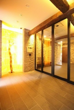 【エントランス】 | NJK MARQUIS OMOTESANDO | NJK MARQUIS OMOTESANDO