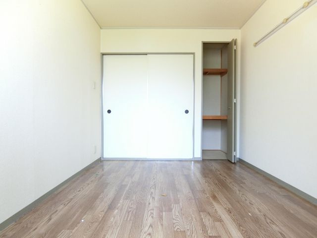 YF深阪の寝室