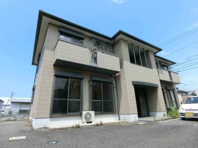 メゾン　アイ　ファミーユ　A棟