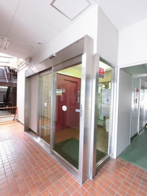 【エントランス】 | ダイアパレス浅田 | JR京浜東北線「川崎」駅バス14分「小田6丁目」停歩4分、JR南武線「小田栄」駅徒歩11分。
