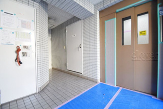【エントランス】 | エントランスホール　エレベーター