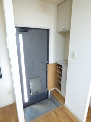 【玄関】 | ルーブルハウス
