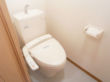 ア・ラ・モードⅡのトイレ|清潔感のあるトイレです