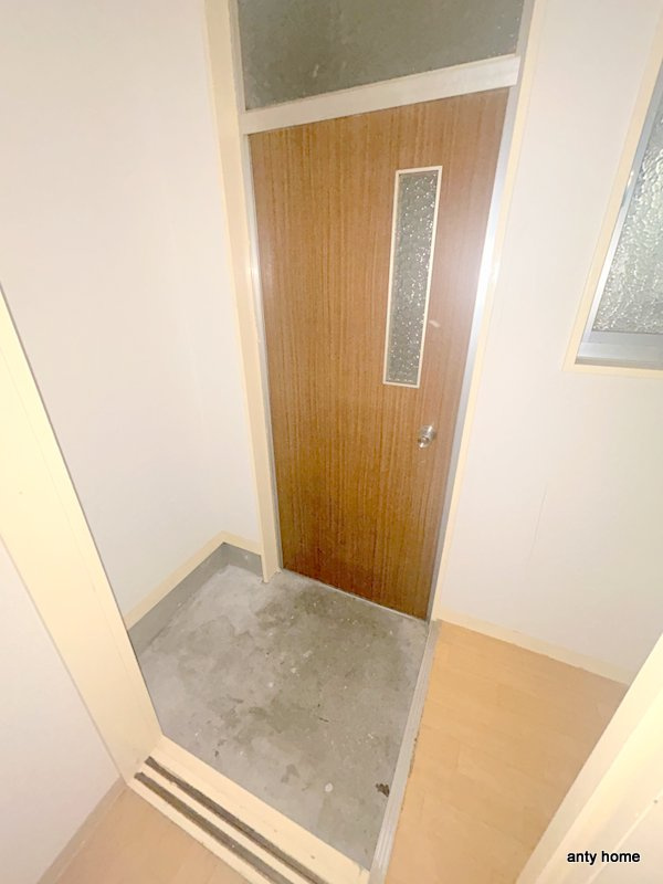 さつき荘　仲介手数料無料の玄関