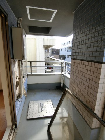 【バルコニー】