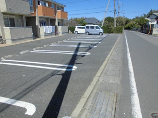 【駐車場】