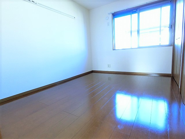 町田タウンハウスBの洋室