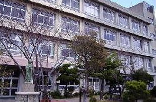 クレッシェンドKJの周辺|飾磨東中学校 1464m