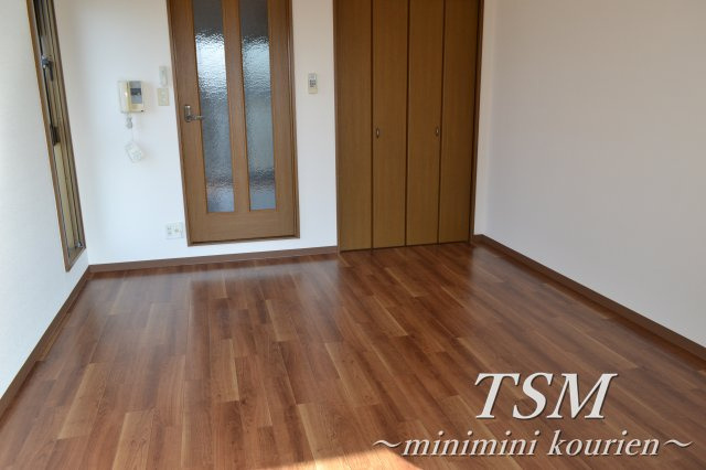 レコルト香里の洋室|エアコン付きの洋室