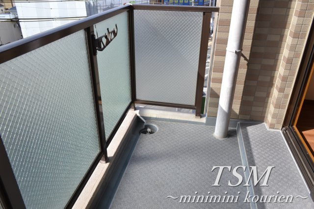 レコルト香里のバルコニー|南向きのバルコニー