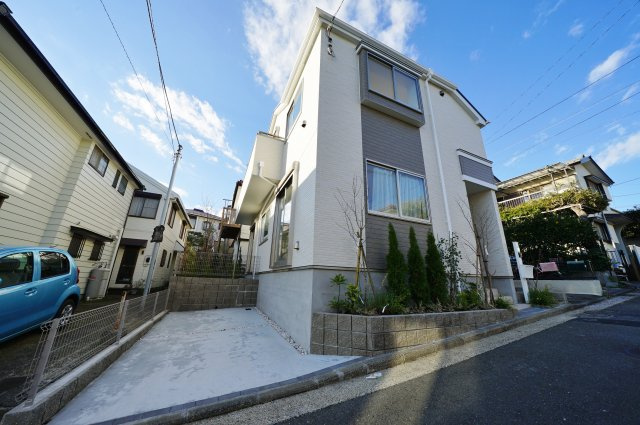 保土ヶ谷区法泉2丁目　新築戸建の外観