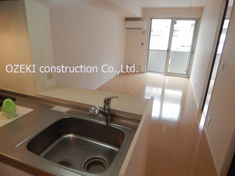 キャッソル嵯峨の居間・リビング