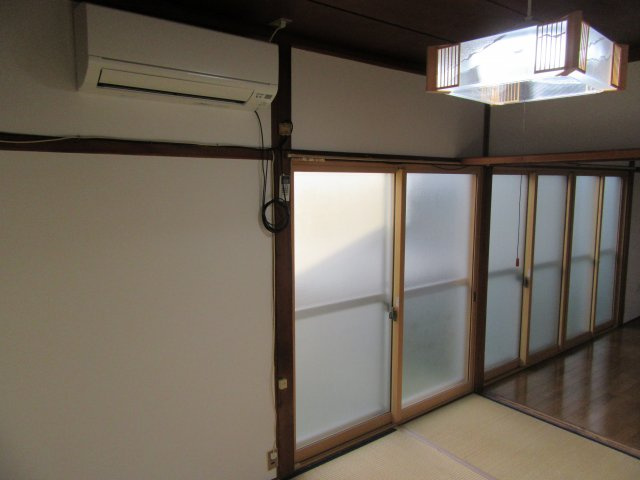 山形市南原町1丁目7-5貸家の居間・リビング|サンプル写真になります。