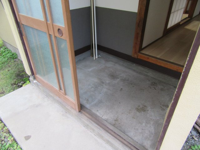 山形市南原町1丁目7-5貸家の玄関|サンプル写真になります。