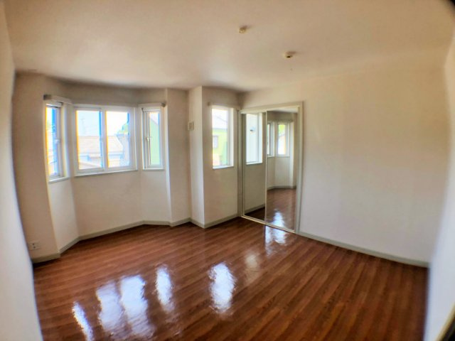 グロリアス　レジェンドの洋室