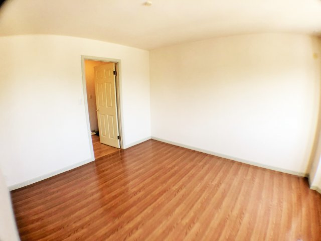 グロリアス　レジェンドの洋室