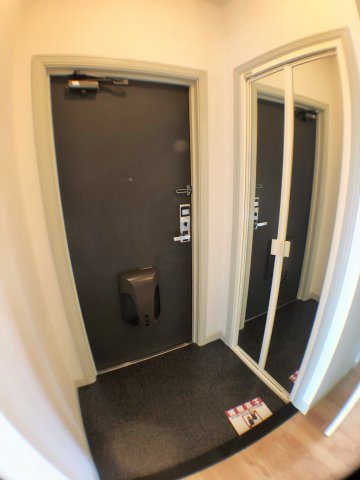 グロリアス　レジェンドの玄関