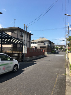 【前面道路含む現地写真】 | 外観 東側6m道路