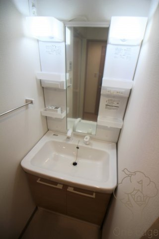 サンフォリオ大手前の独立洗面台