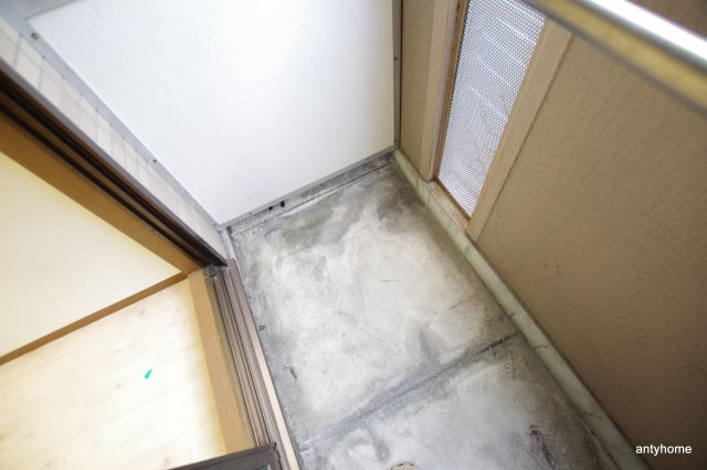 タカノハイム天神橋　仲介手数料無料のバルコニー