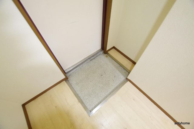 タカノハイム天神橋　仲介手数料無料の玄関