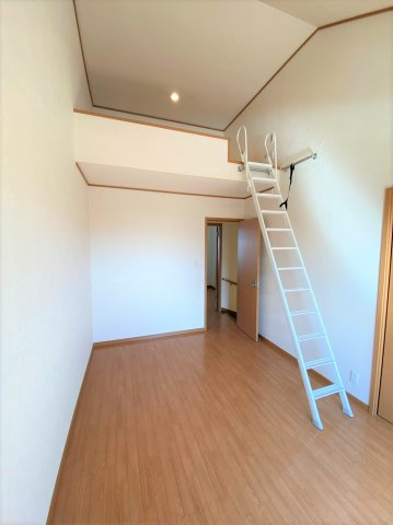 シャレーコーセイ壱番館の寝室