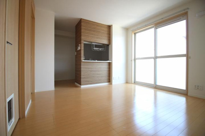 【居間・リビング】 | ラフェステートA棟