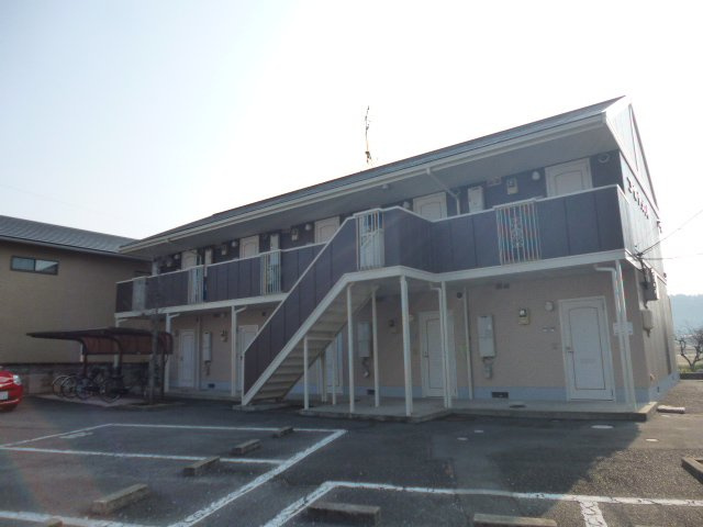 倉敷市松島のアパートの外観
