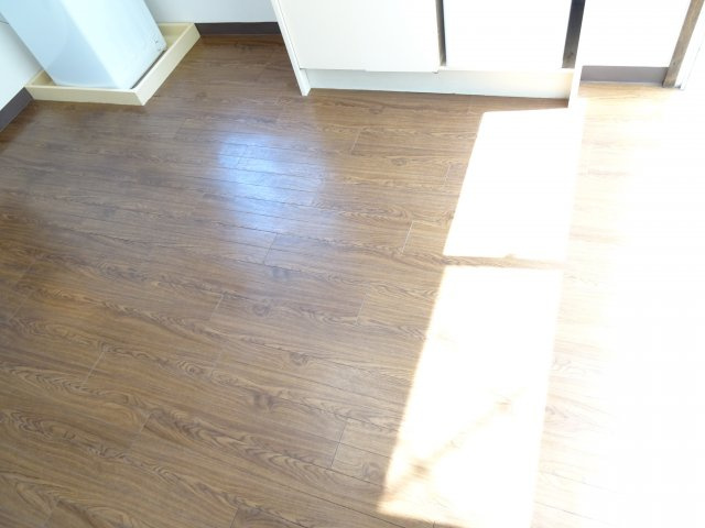 ピーコックビルの洋室