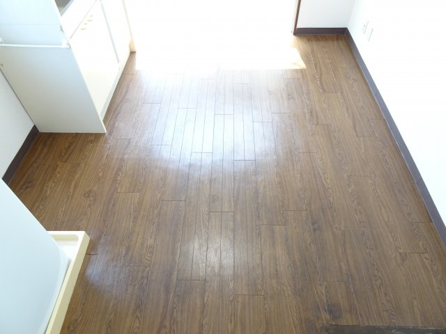 ピーコックビルの洋室