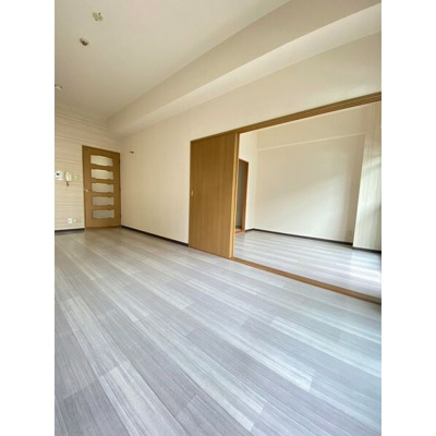  | カーサフィオーレ弐番館