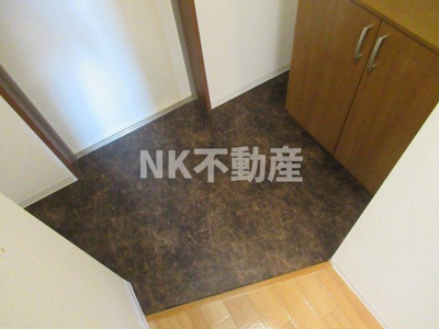 【玄関】 | social village(ソシアル　ヴィレッジ）（荒本賃貸） | シンプルで使いやすい玄関です