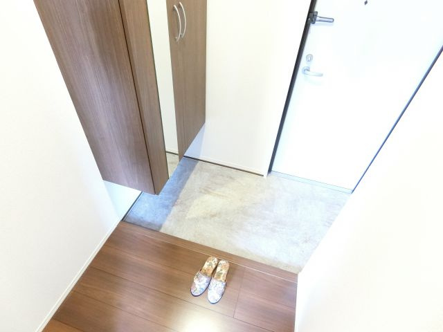 カンフリエイーストの玄関