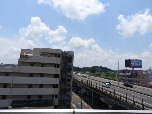 エスポワール鶴島のバルコニー