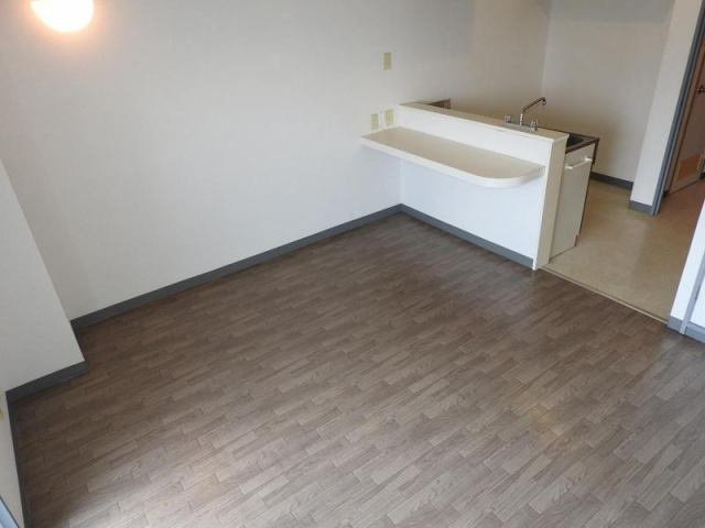 エスポワール鶴島の居間・リビング