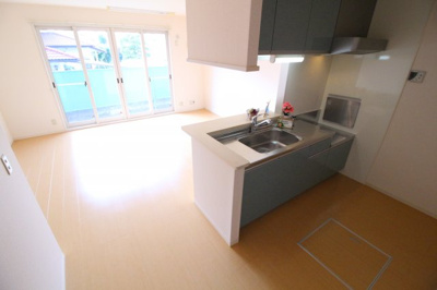 【居間・リビング】 | シャルマンヒルズ・イースト