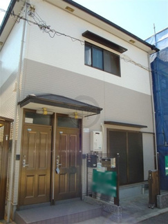【外観】 | 大通りから一本入った住宅街です。