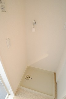 アルル　A棟の内装|室内洗濯機置き場