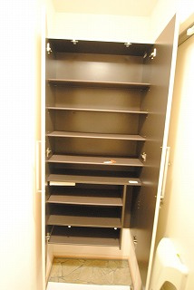 アルル　A棟の収納|シューズBOX