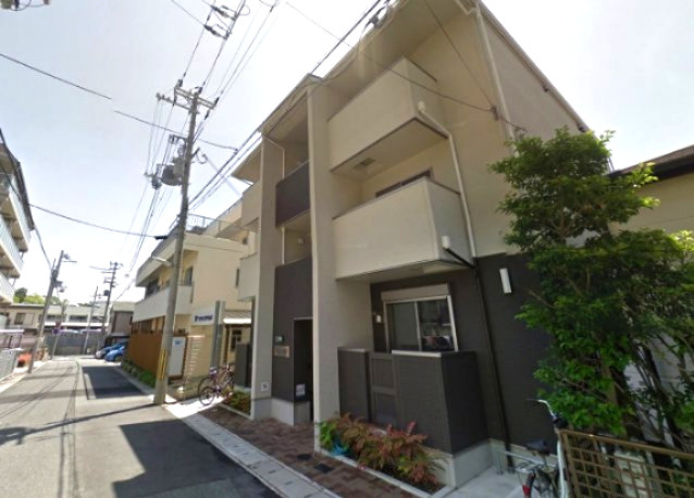 ソレイユ六甲道の外観