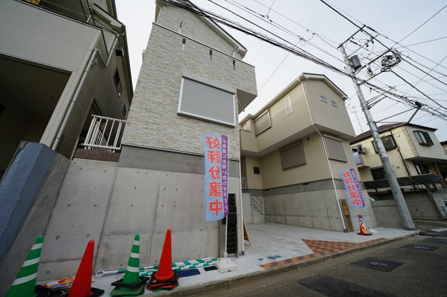 保土ヶ谷区権太坂３丁目　全２棟新築戸建て【成約】の外観